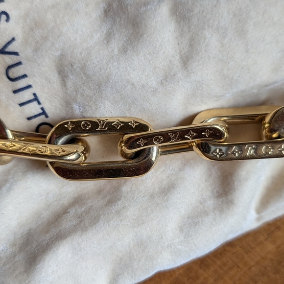 Louis Vuitton Gold Chain Necklace! - Picture 6 of 9
